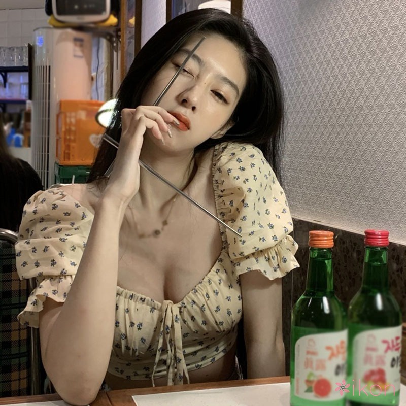 Áo Croptop Tay Ngắn Chất Chiffon Phối Nơ Thiết Kế Thanh Lịch