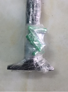 Tay U gắn tường