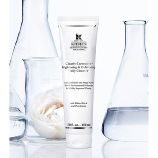 [BILL US] Sữa rửa mặt Kiehl's Clearly Corrective Brightening & Exfoliating Cleanser 150ml