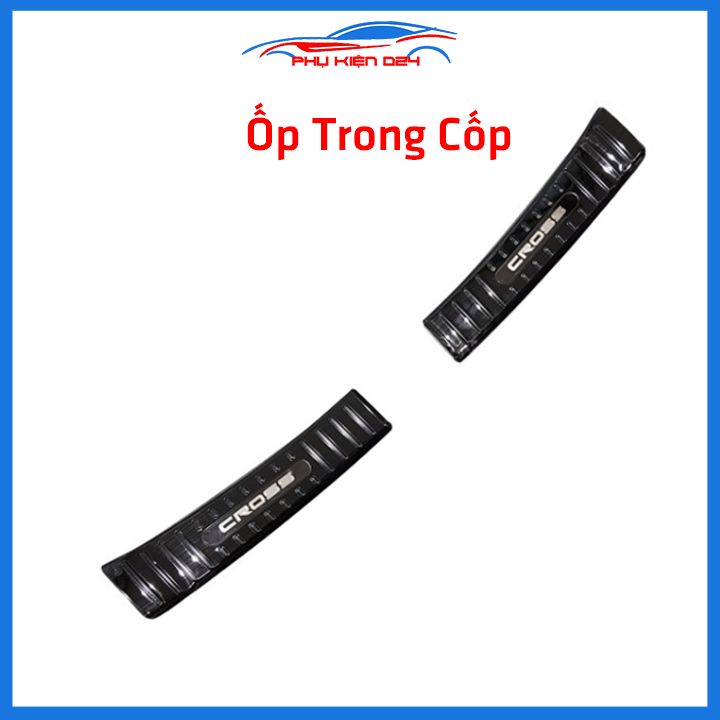 Ốp chống trầy cốp Corolla Cross 2020 thép không gỉ vân Titan bảo vệ xe