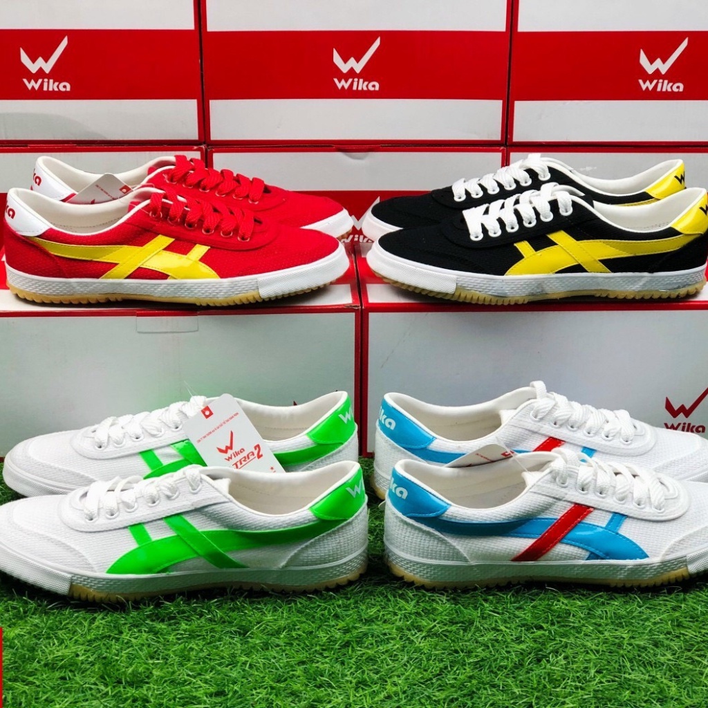 Giày Đá Bóng Wika Bata Ultra 2.2 Chính Hãng, Cấu Tạo Bằng Vải Dệt Flyknit, Đế Cao Su Độ Bấm Tốt 2020-10