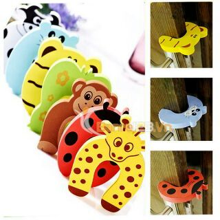 Combo 3-5 miếng xốp chặn cửa hình con thú xinh xắn