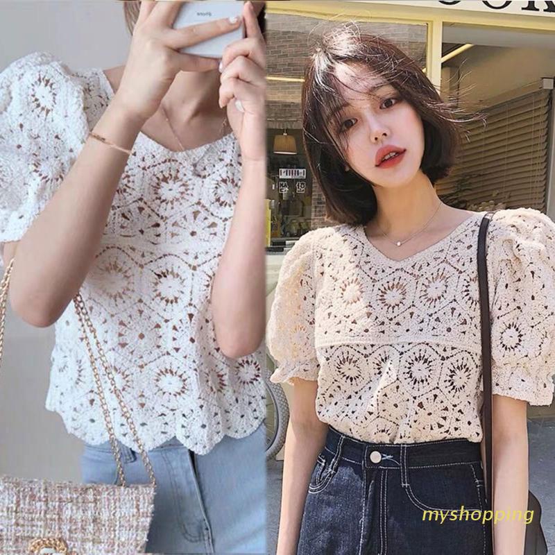 Áo Croptop Dệt Kim Tay Lửng Cổ Chữ V Khoét Lỗ Hình Bông Hoa Độc Đáo Thời Trang Cho Nữ