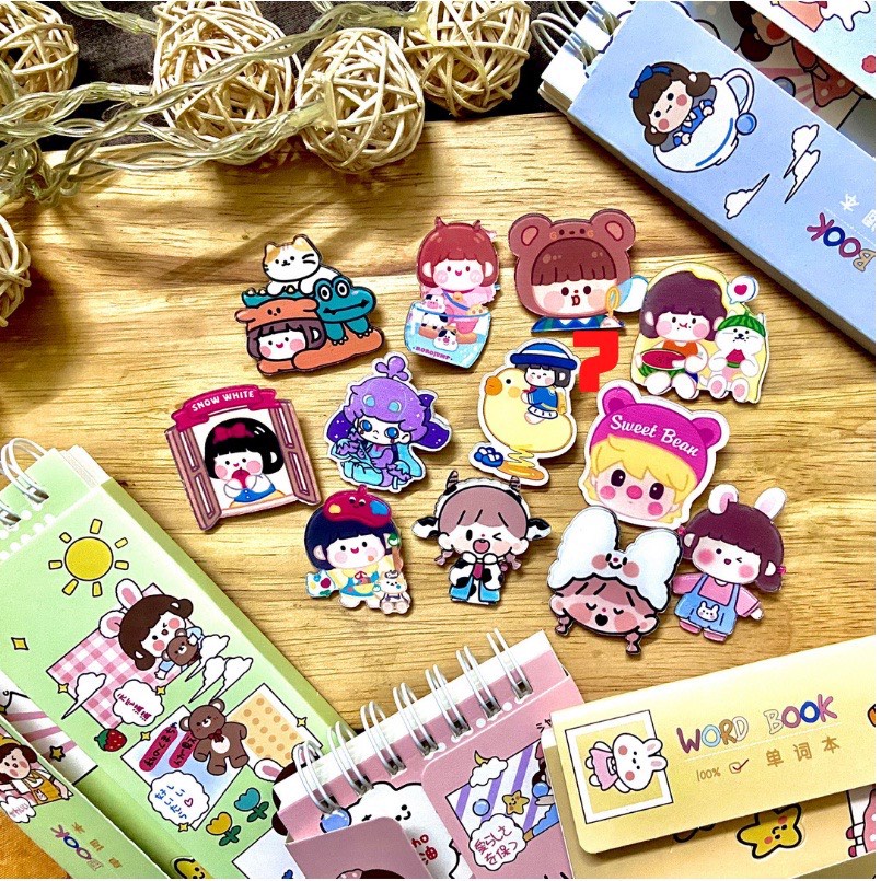 Huy hiệu cài áo Cô gái cute