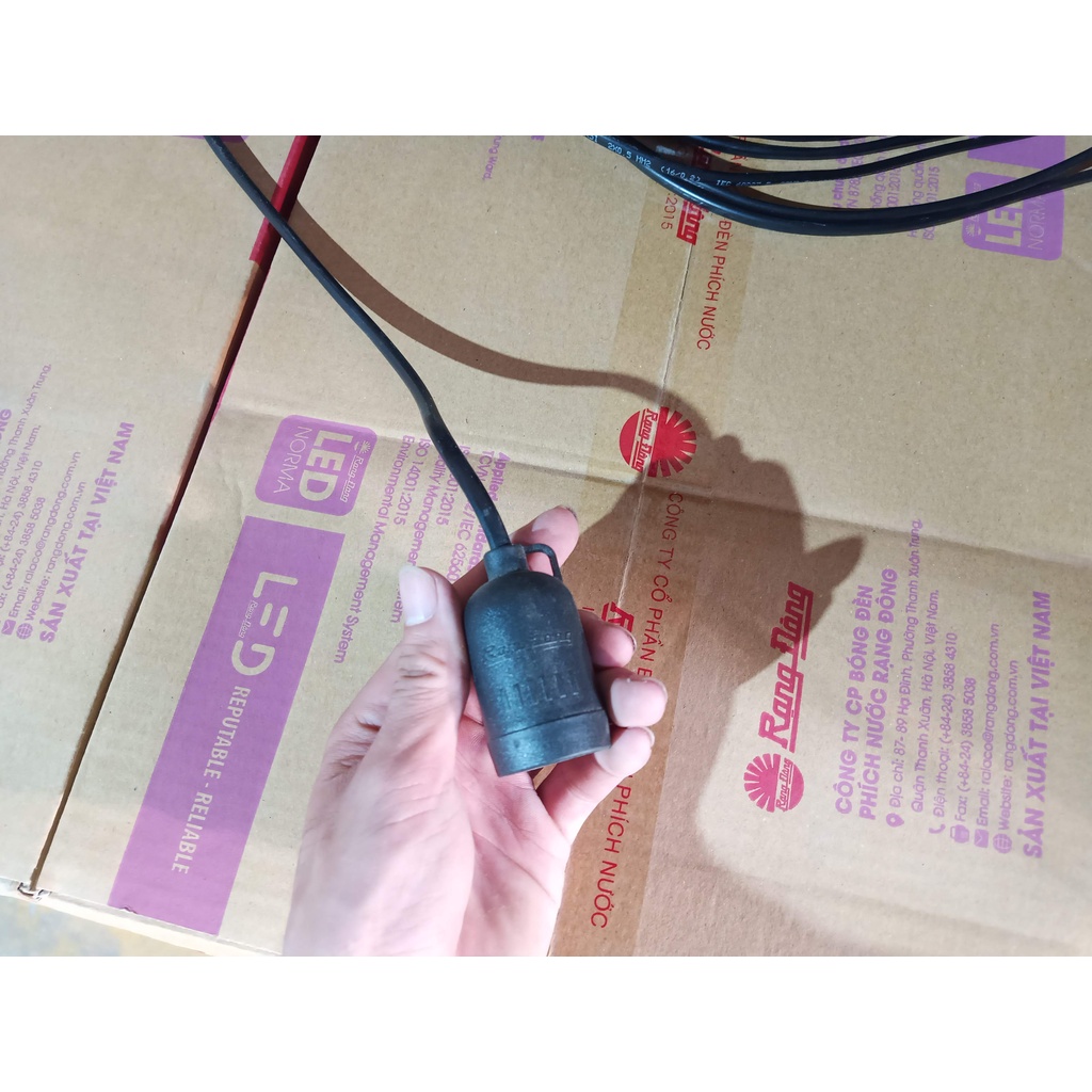 Đui đèn chống nước Rạng Đông E27 IP65