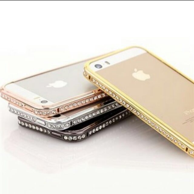 Ốp Viền Đính Đá ip4/4S Chính hãng