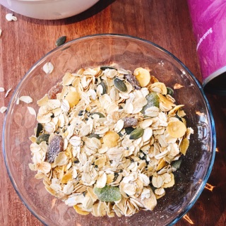 Ngũ cốc mixed nuts oatmeal