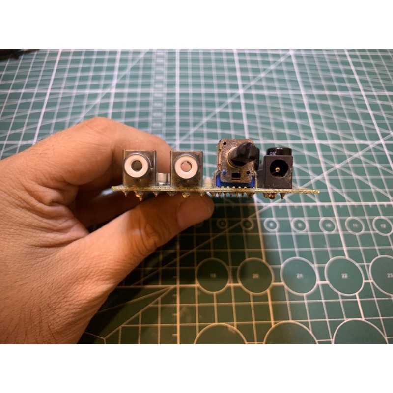 Mạch class T tồn kho 2*10w ( phải thay tụ )