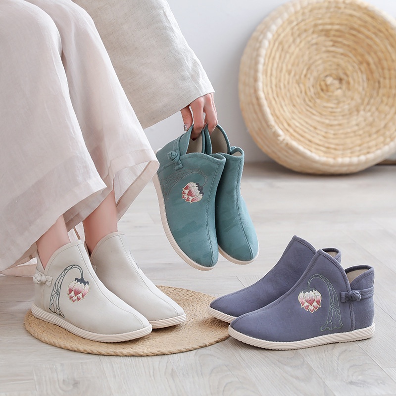 TAM10 Boot vải thêu hoa sen