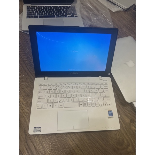 Laptop mini Siêu gọn nhẹ asus PC Trắng 99% 11,6 inch