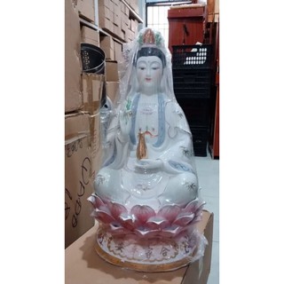 Tượng Phật Quan âm