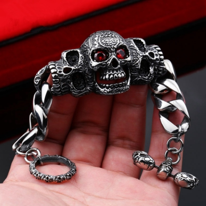 Vòng Tay Inox Mặt Đầu Lâu Đính Đá Ruby Phong Cách Gothic Cổ Điển Cho Nam hades