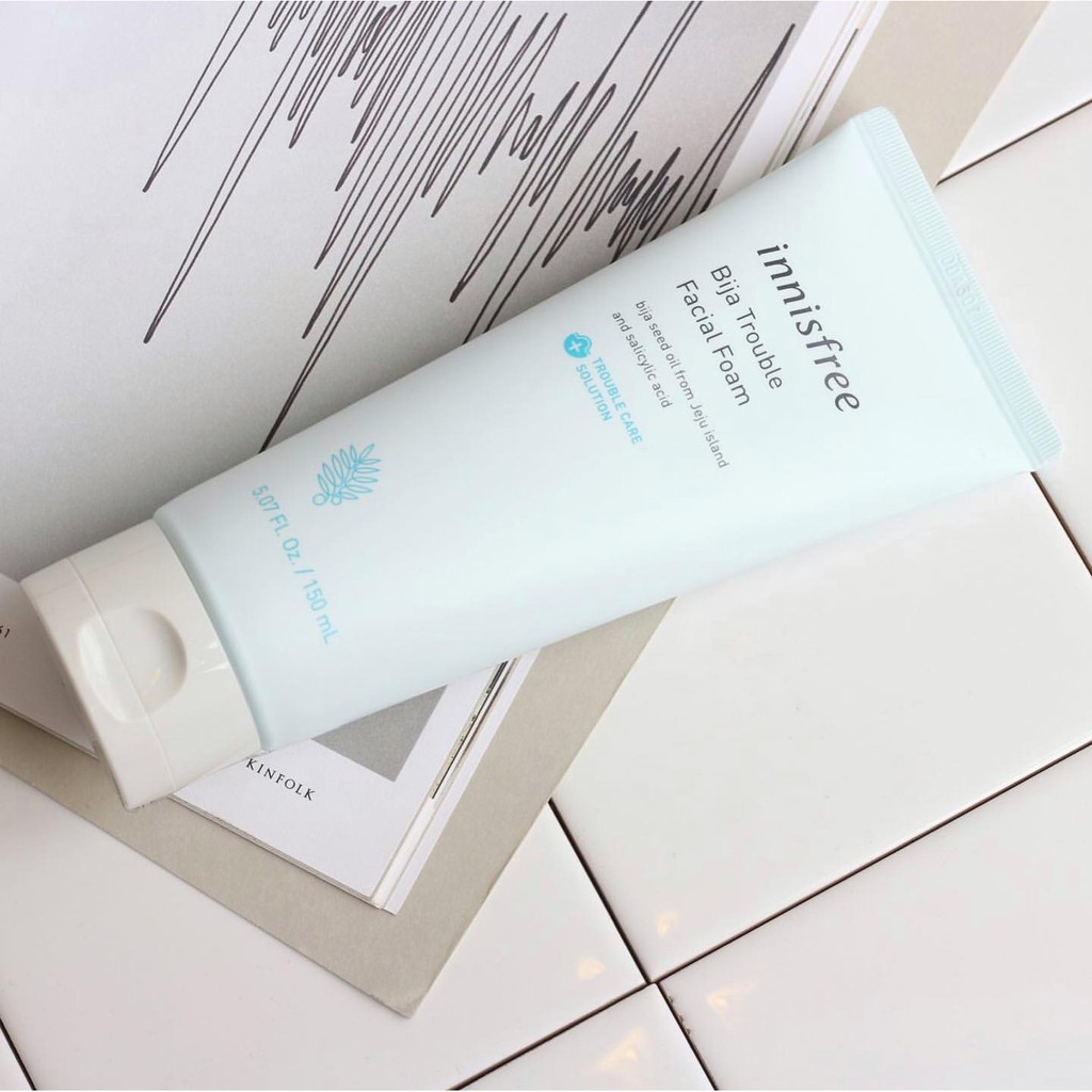 Sữa Rửa Mặt Cho Da Mụn Innisfree Bija Trouble Facial Foam