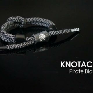Vòng đeo tay Knotaclat (kèm ảnh thật)