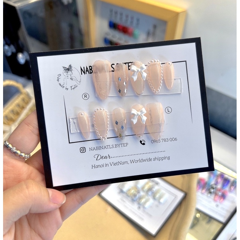 Mã 16 - Nailbox nơ hồng thạch