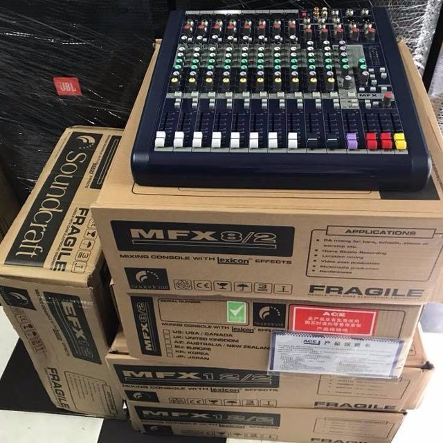 ( HÀNG CHẤT LƯỢNG) Bàn mixer soundcraft mfx8/2 hàng loại 1- mfx8/2- mixer mfx8 - soundcraft mfx8/2- MFX 8/2