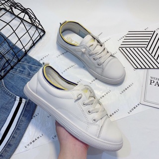 Combo 2 đôi giày thể thao và slipon