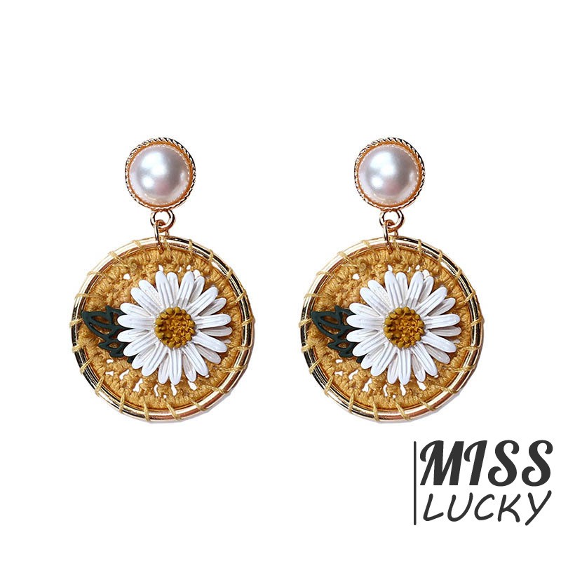 Khuyên tai nữ kiểu dáng thời trang phong cách Hàn Quốc