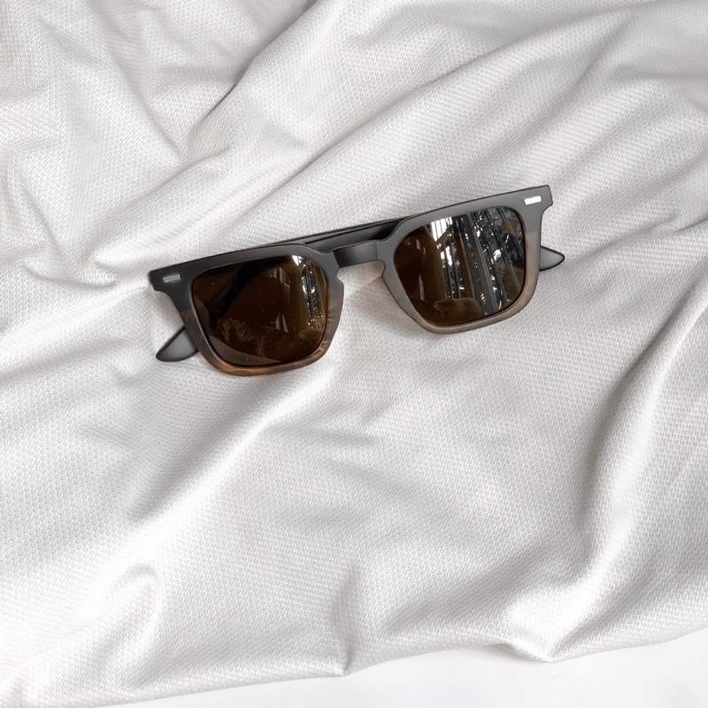 Kính Mắt Nam Nữ AHSTOREE Mắt Vuông Chống UV400 dáng cơ bản dễ đeo màu sắc thời trang