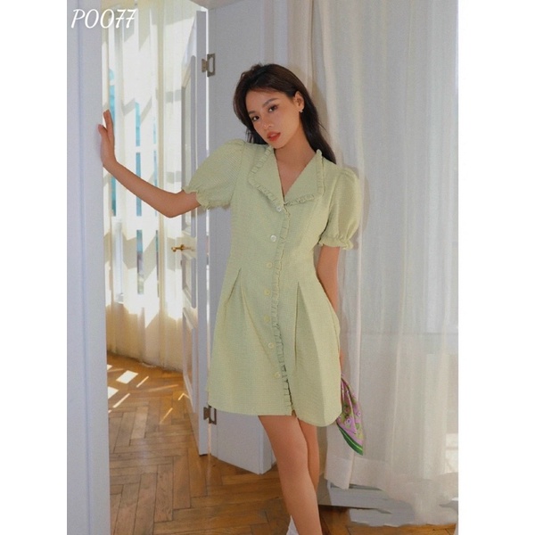 Đầm cổ vest gài nút trẻ trung Richstar BT137