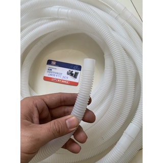 ống xã nước máy lạnh