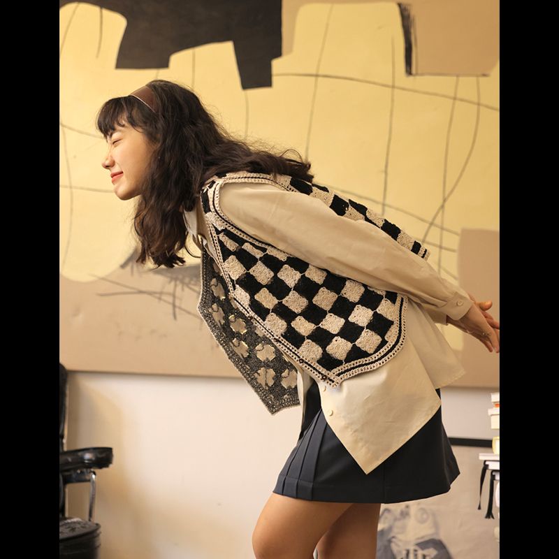 Áo Cardigan Dệt Kim Cao Cấp Ôm Dáng Họa Tiết Kẻ Ô Trắng Đen Phong Cách Xuân Thu Mới 2022