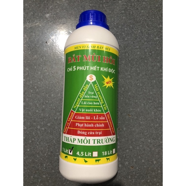 lọ 1 lit phun khử mùi hôi chuồng trại