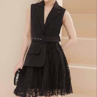 Váy cổ vest nhấn nắp túi