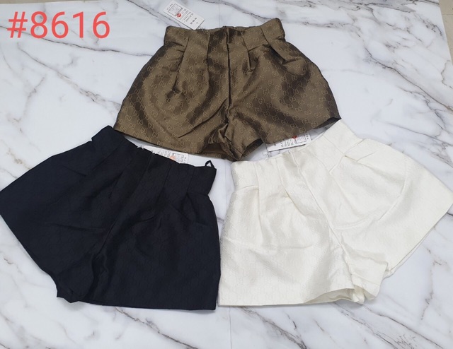 Quần short phồng chữ G chất đẹp QS1701 - NhiNhiShop