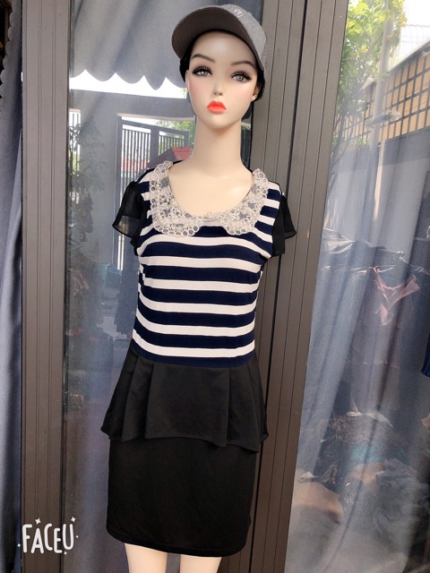 Đầm suông tay ngắn họa tiết sọc combo