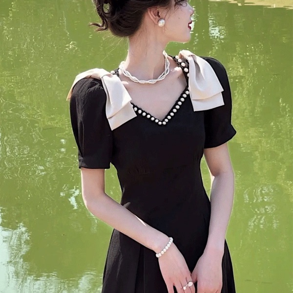 Đầm Đen Dáng Dài Thắt Nơ Phong Cách Pháp Cổ Điển Thời Trang Mùa Hè Xinh Xắn