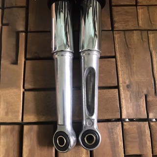 Phuộc sau xe 67