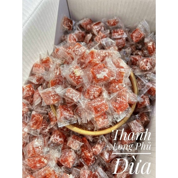 Mứt Thanh Long Phủ Dừa Lon 500Gram