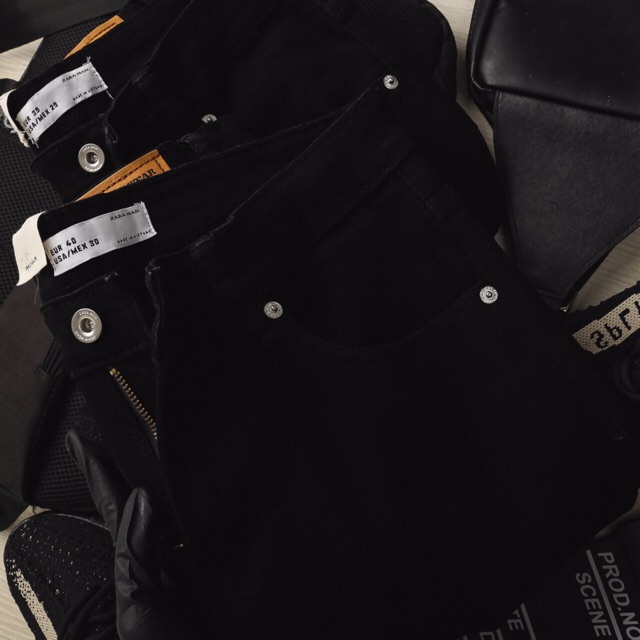 Quần Jean Nam Đen Trơn ZR Dáng Ôm Ống Côn Trẻ trung - quần bò co dãn | BigBuy360 - bigbuy360.vn