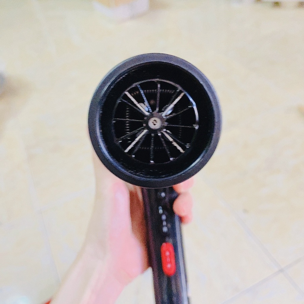 Máy sấy tóc chuyên nghiệp salon barbershop mã 6668  2300w (màu đỏ đen )