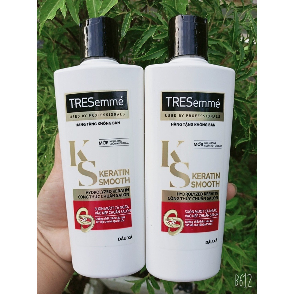 Dầu xả Tresemme Keratin Smooth  140ml - Màu Đỏ