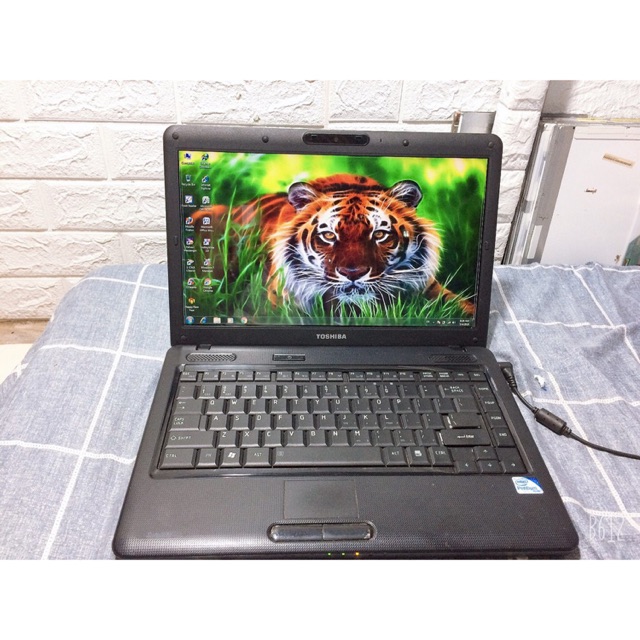 laptop Toshiba c60 thanh lý văn phòng còn dùng rất tốt