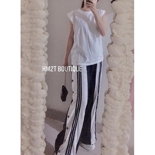 SET QUẦN NÚT BẤM VIỀN VÀ ÁO THUN