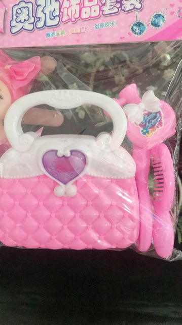 Túi búp bê trang điểm