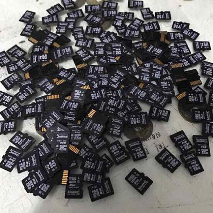 MUA THẺ NHỚ MICRO SD 8G NHẬN FREE 1 ĐẦU ĐỌC THẺ