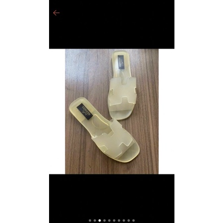 dép nhựa hm nhựa dẻo trong