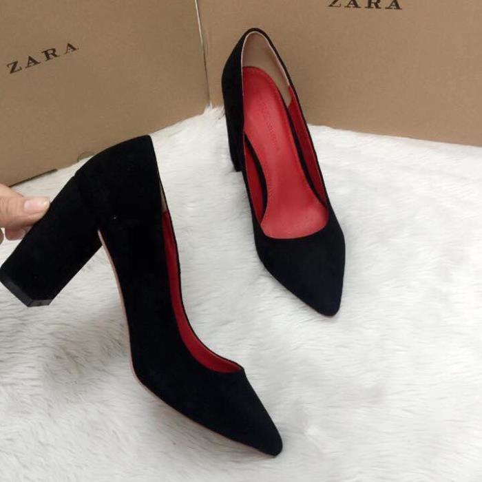 #000A03 Giày cao gót ZARA gót vuông 7P .