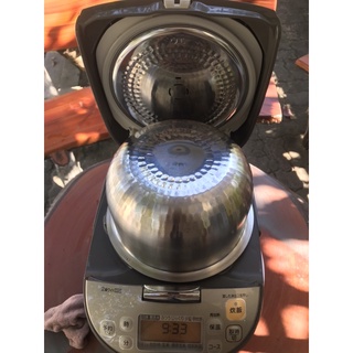 Nồi cơm cao tần panasonic 4-5 người ăn