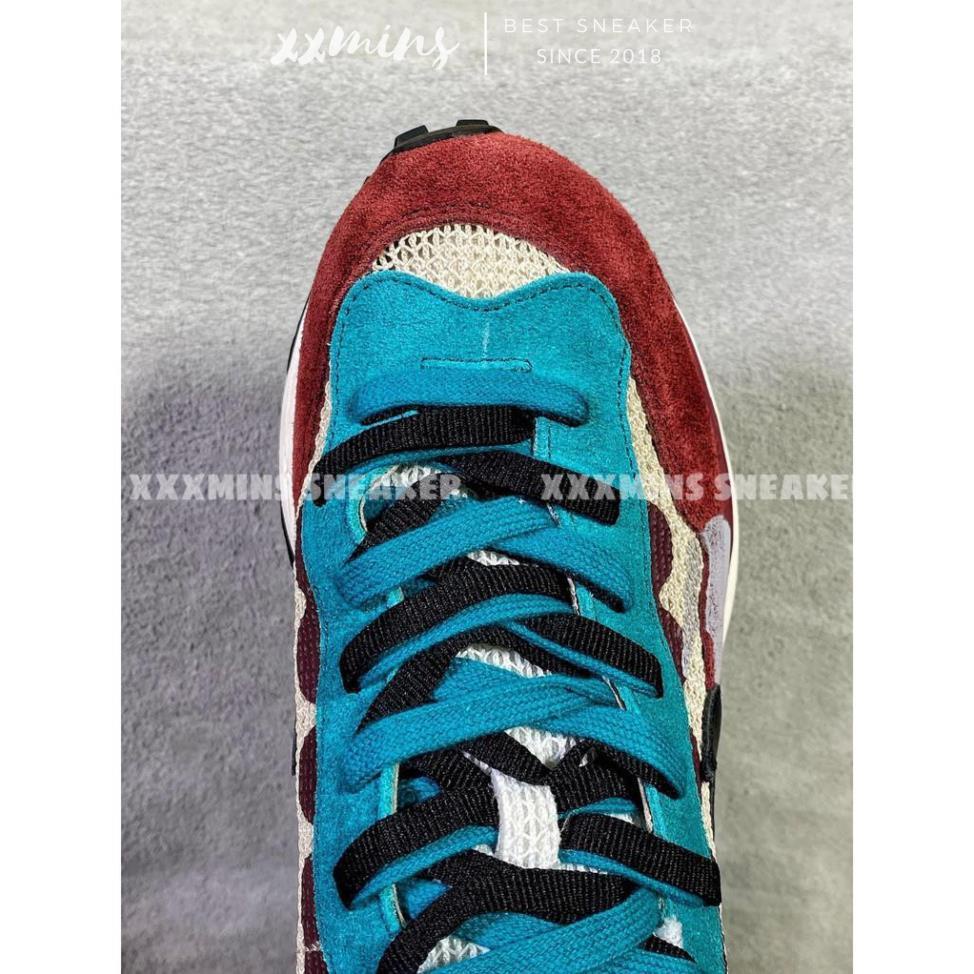 Giày Sacai VaporWaffle 'Black and White'