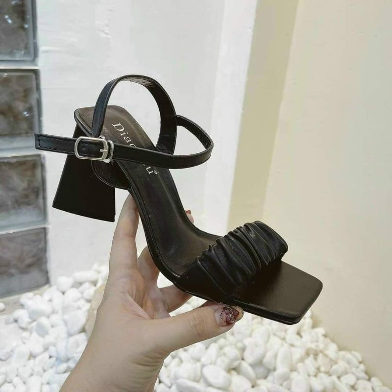 Sandal gót tam giác vuông nữ - hàng loại 1