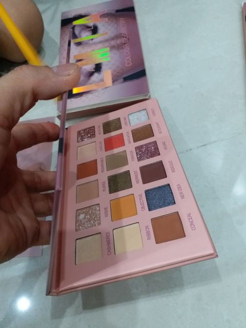 Phấn mắt 18 ô lameila , phấn mắt 18 ô megu leen | BigBuy360 - bigbuy360.vn