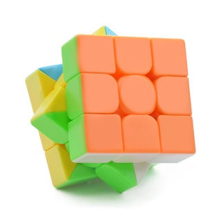 1 Rubik 3x3 tặng 1 đồ chơi