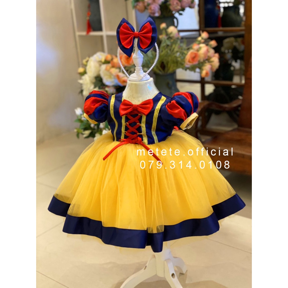 Váy đầm công chúa thiết kế cho bé gái mẫu nàng Bạch Tuyết vàng bồng bềnh ngực đan dây - Mẹ Tê Tê