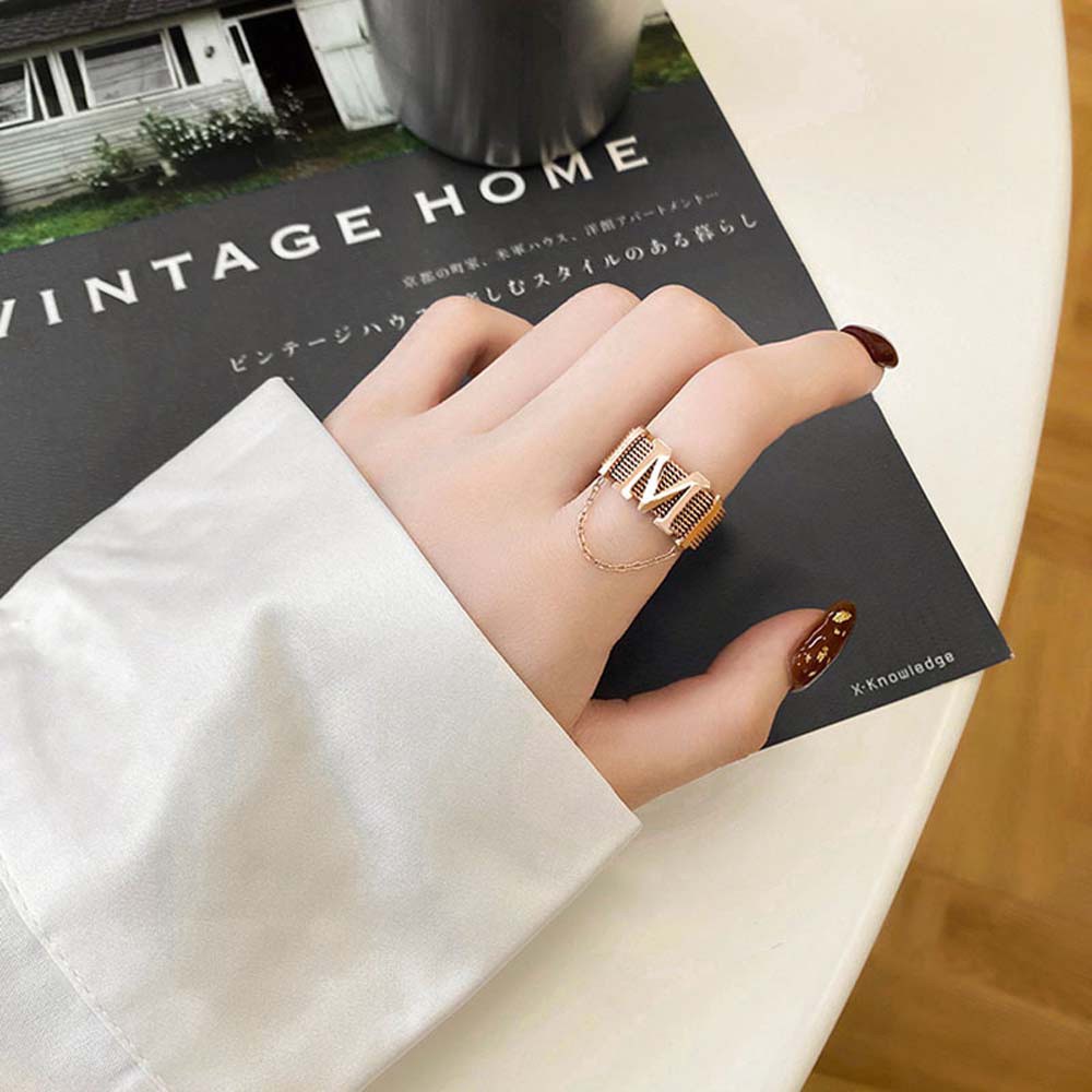 Nhẫn Thép Titan Khắc Chữ M Phối Dây Xích Thời Trang Phong Cách Punk Hàn Quốc