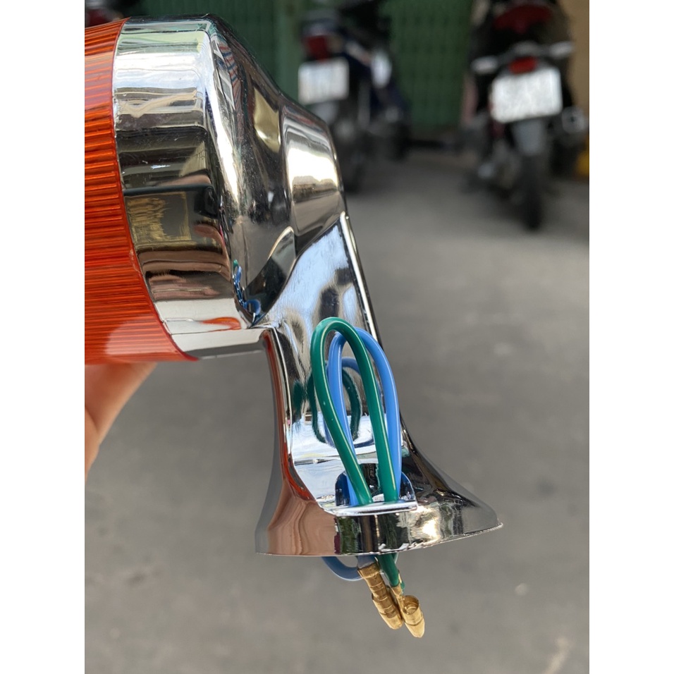 XI NHAN SAU XE CUB 86